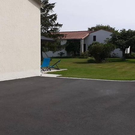 Le logis de Chantal en pays royannais Arvert Extérieur photo